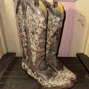 Ladies Corral boots
